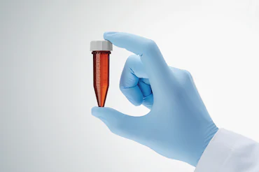 艾本德Eppendorf Tubes? 5.0 mL 帶螺旋蓋, 5.0 mL, 無(wú)菌、無(wú)熱原, 無(wú)RNase和DNase, 無(wú)DNA, 琥珀色（光保護(hù)）, 200 個(gè) (2 包 × 100 個(gè))貨號(hào)